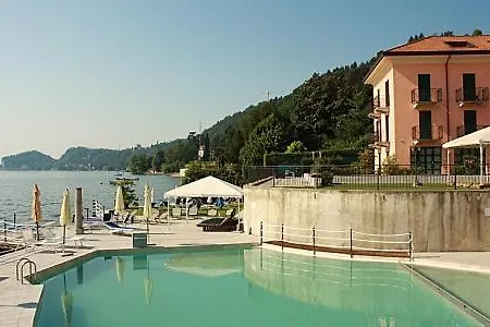 Sleeps 4 Pool Wifi Lejlighed *